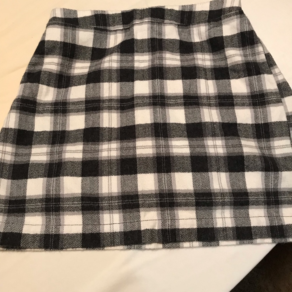 AE Plaid Mini Skirt